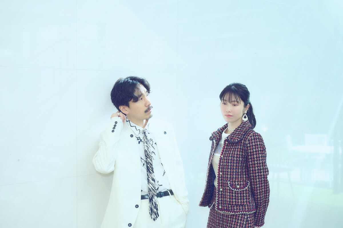 左から清竜人、横山由依。