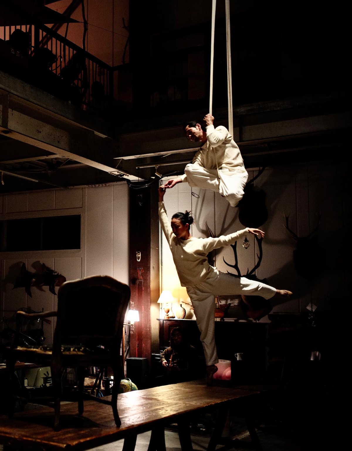 IGNIS DE ORNISのパフォーマンスの様子。