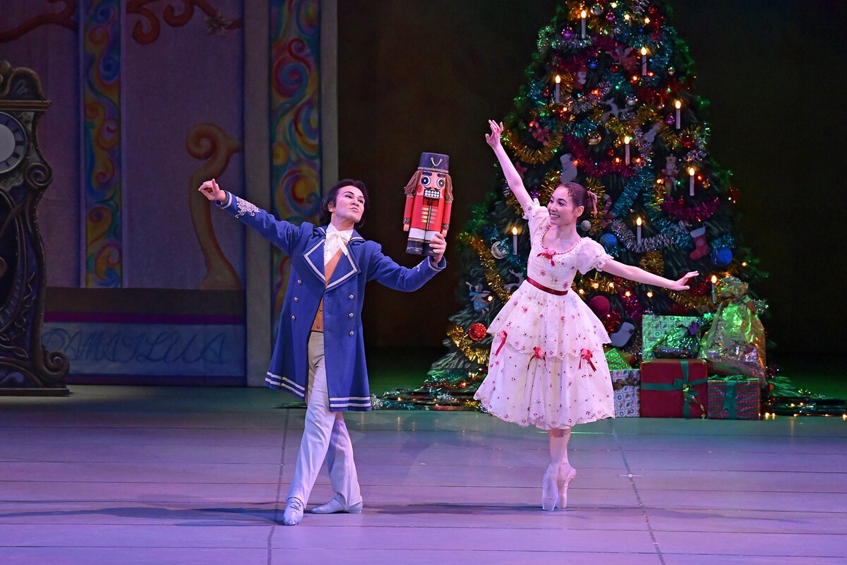 貞松・浜田バレエ団「くるみ割り人形 お伽の国ver.」より。（撮影：古都栄二 / テス大阪）