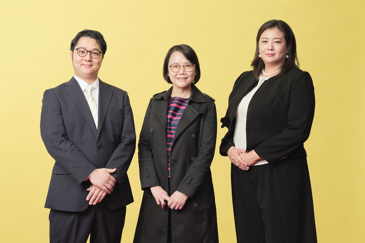 左から高橋宙生氏、王敏惠氏、花宮麻衣氏。