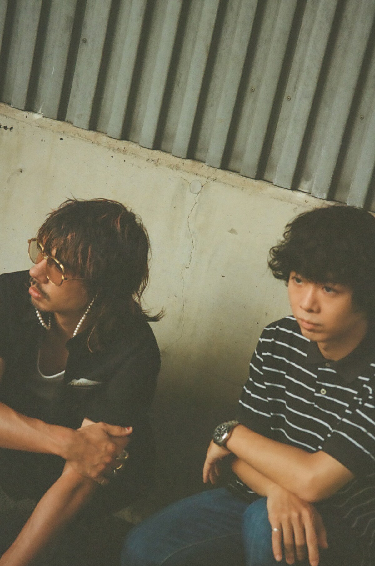 左からオカモトショウ（OKAMOTO'S / Vo）、オカモトコウキ（OKAMOTO'S / G）。