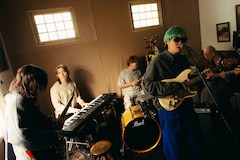 Kroi「Jewel」インタビュー｜ドラマ「オクラ」主題歌はバンドのムード反映したバラード