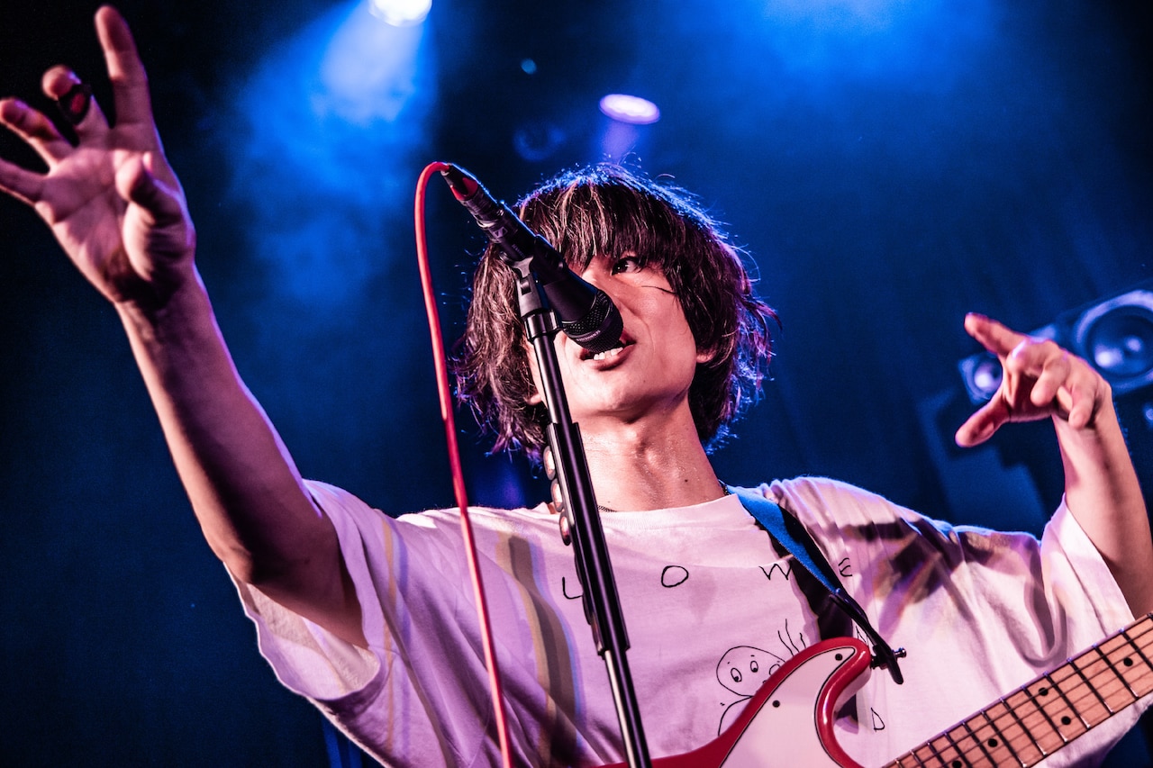 黒ラベルFES SPECIAL LIVE 2024」特集｜ブルエン×キュウソ、ゲストの