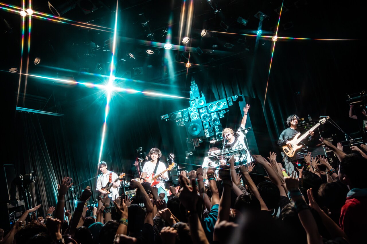 黒ラベルFES SPECIAL LIVE 2024」特集｜ブルエン×キュウソ、ゲストの