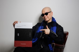 「ぶっちぎりですごい映画ポスター本」ライムスター宇多丸が読み倒す、過去に類を見ない豪華本「黒澤明 オリジナル映画ポスター・コレクション」