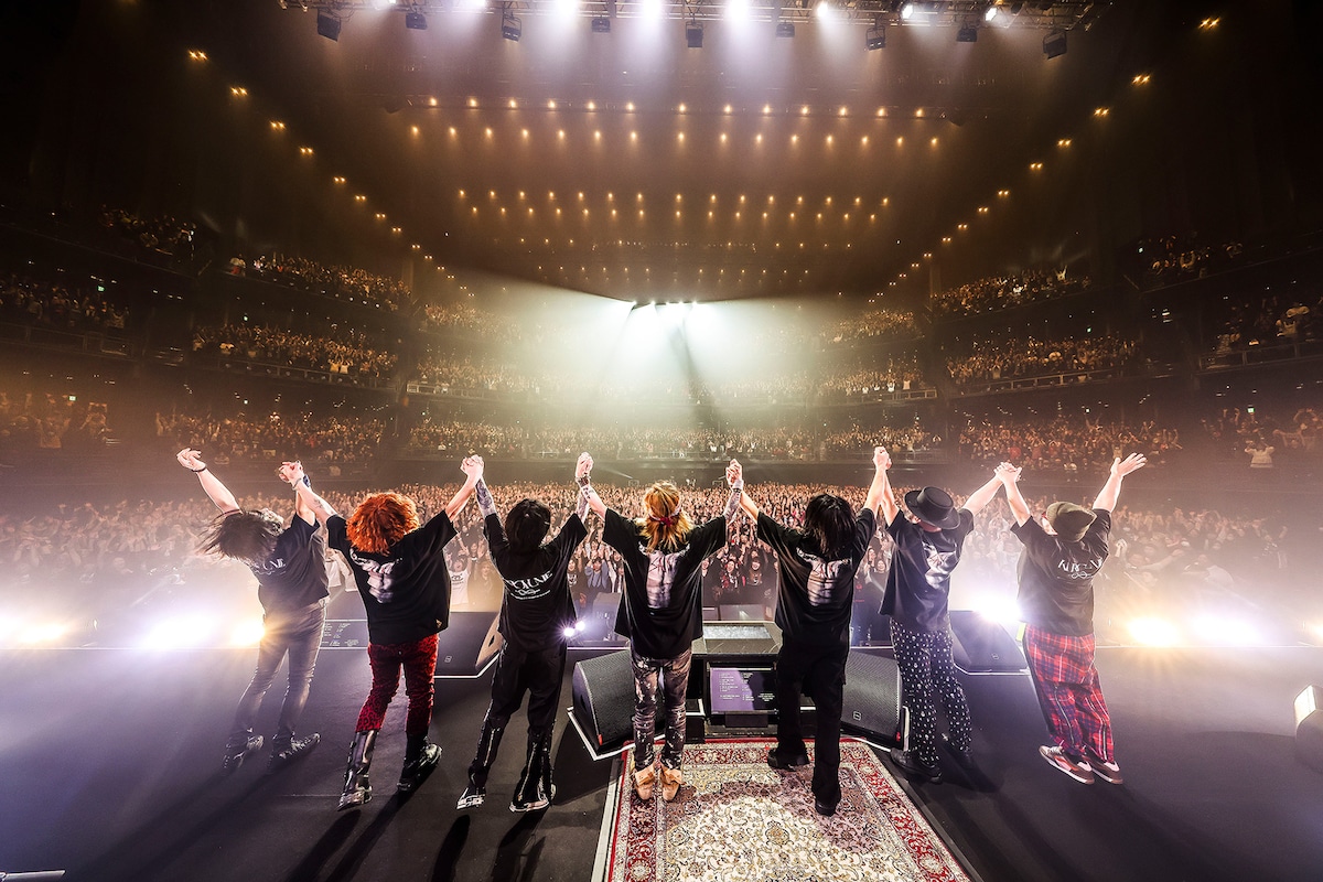 「CORKSCREW A GO GO! SAINT MX XXXX XXXX」東京ガーデンシアター公演の様子。