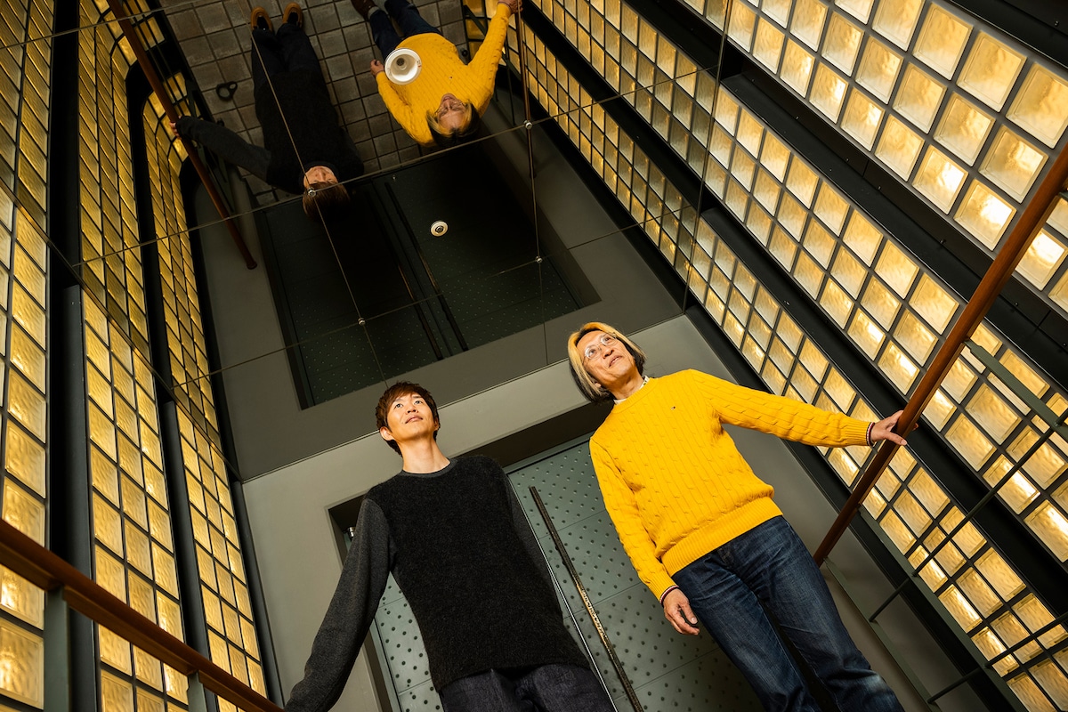 左から杉原邦生、宮川彬良。