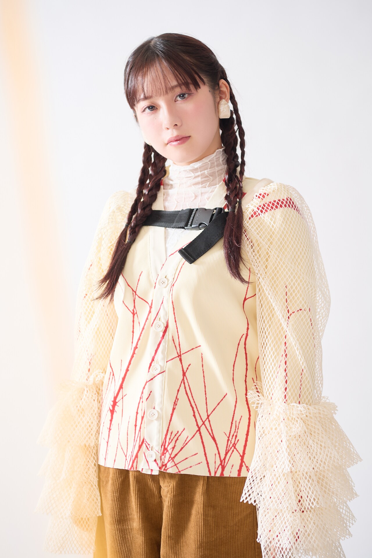 楠木ともりインタビュー｜ありのままの感情を吐き出したデビュー5年目