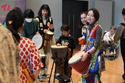 「打楽器セッション」の様子。