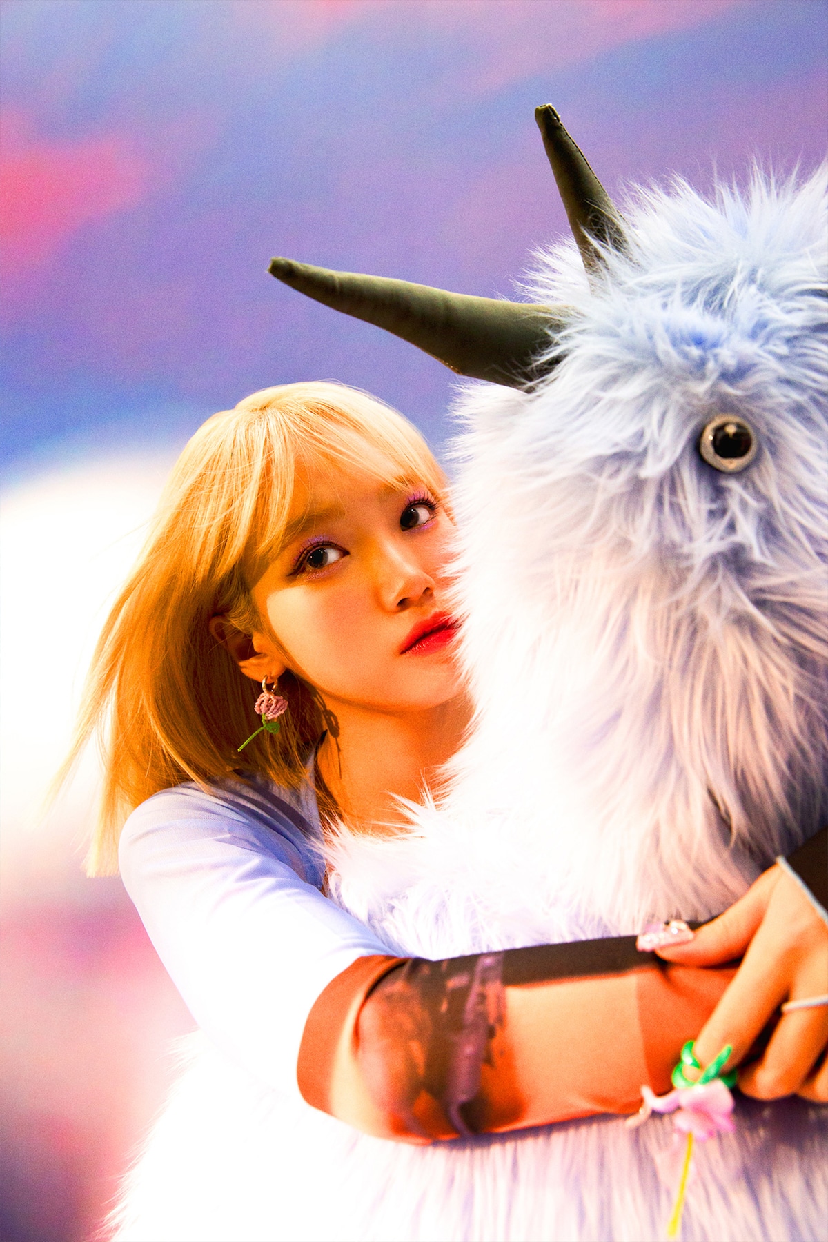 KIM CHAEWON (P)&(C) SOURCE MUSIC