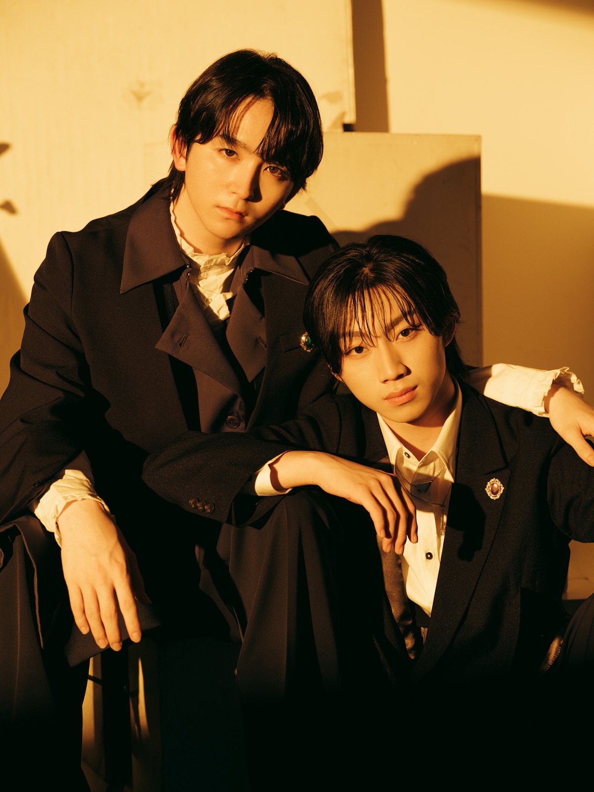 左から高岡ミロ、森田璃空。