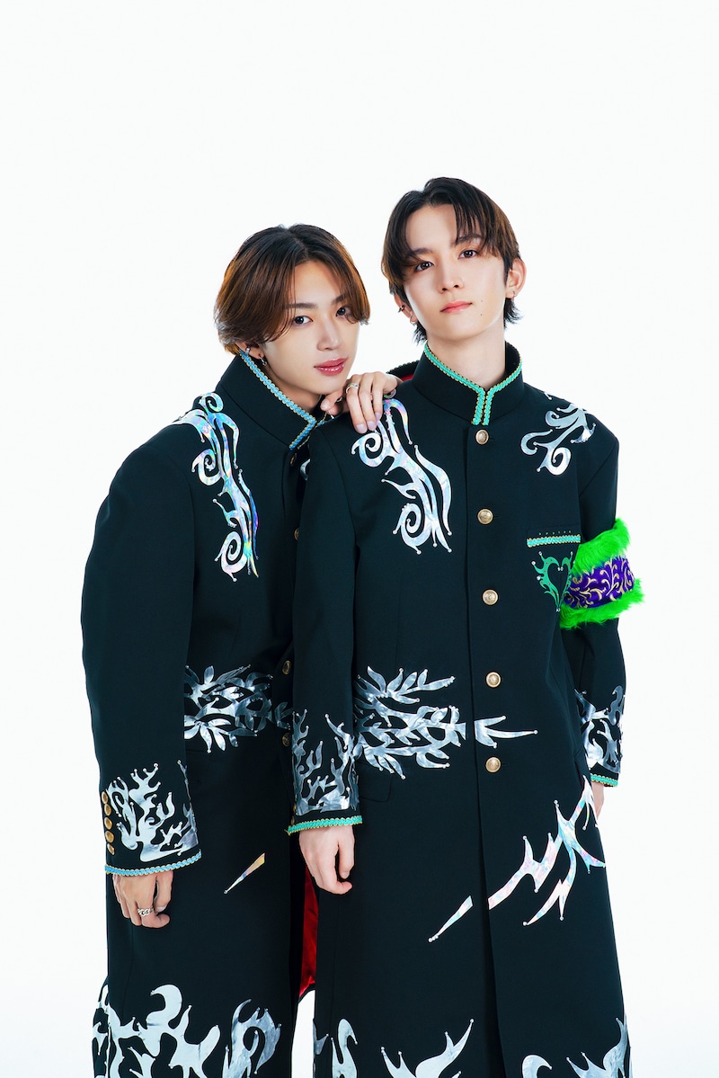 左から近藤駿太、高岡ミロ。