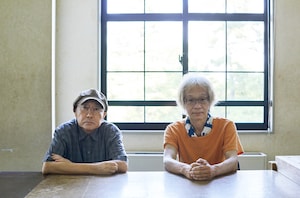 天野天街と小熊ヒデジが語る“演劇でしかできないこと”を詰め込んだ「りすん」、キャストが明かす稽古の様子