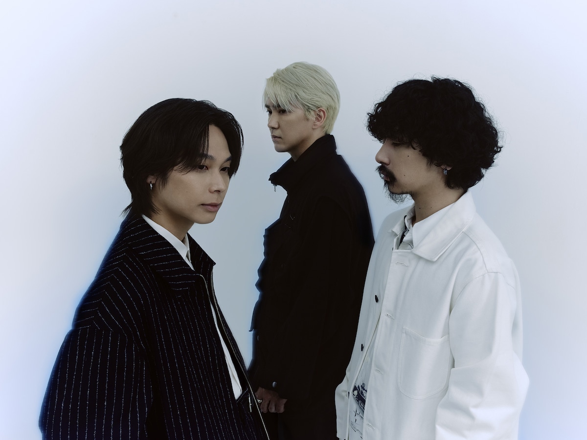 Omoinotake。中央が冨田洋之進。