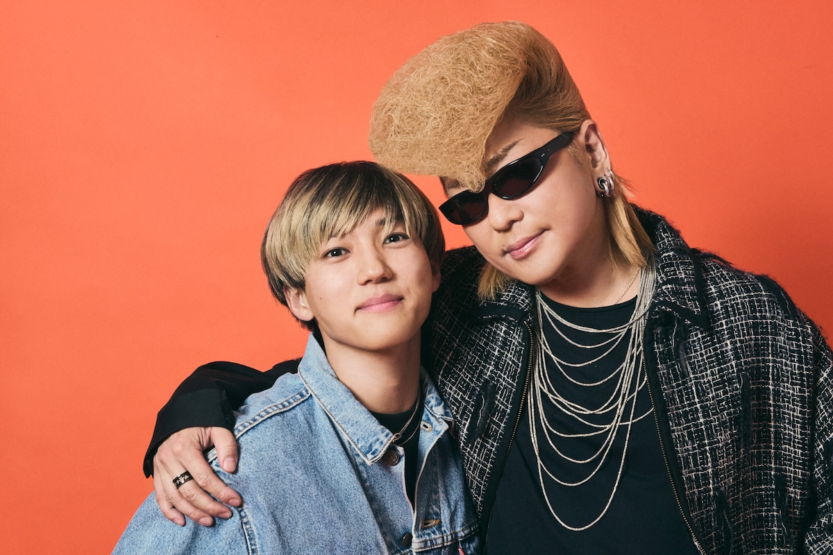 左から安井謙太郎（7ORDER）、綾小路 翔（氣志團）。