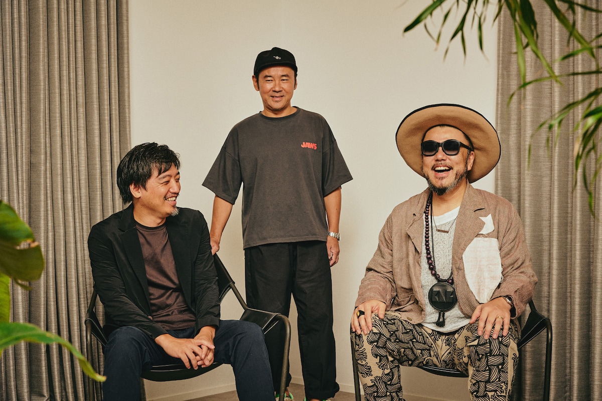 左から岩崎太整、井上剛、社長（SOIL&"PIMP"SESSIONS）。