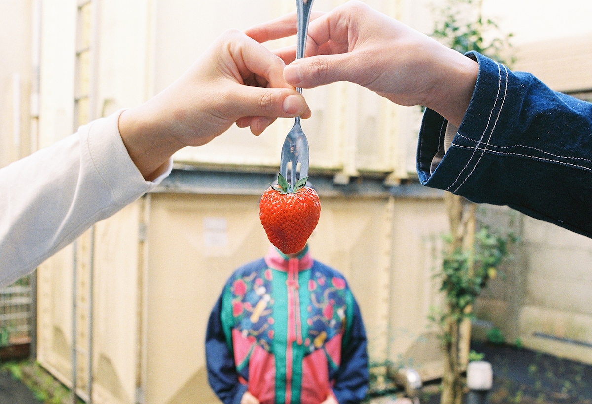 こうすればTHEラブ人間「21世紀“楽勝“宣言」ジャケットオマージュに。