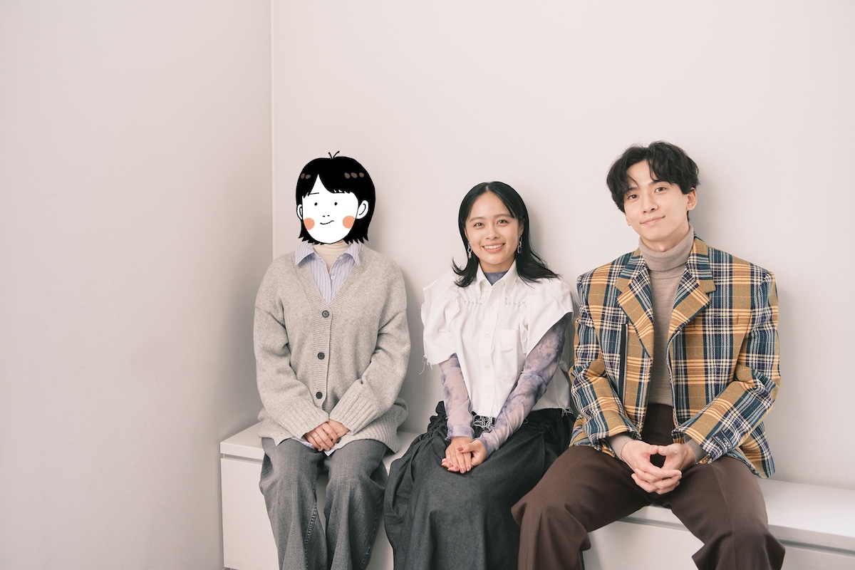 左から高松美咲、清水美依紗、吉高志音。