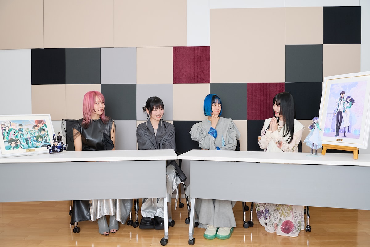 左からLiSA、八木海莉、みあ（三月のパンタシア）、ASCA。