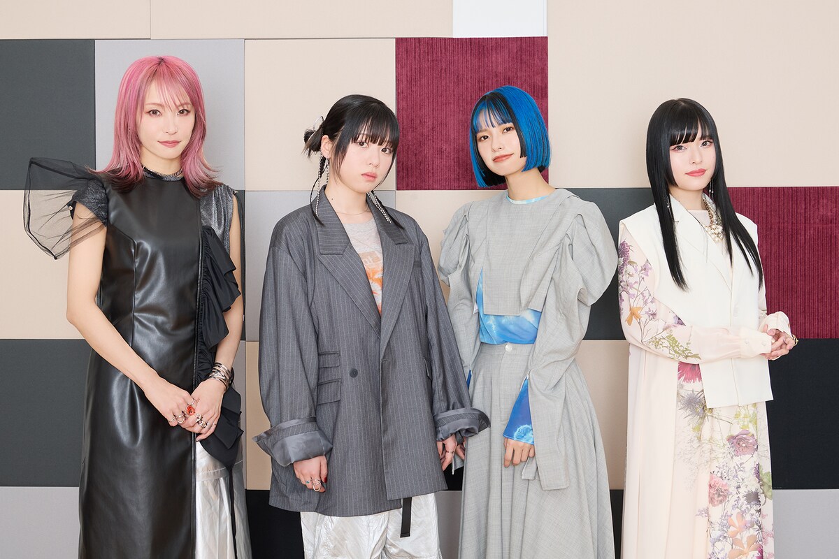 左からLiSA、八木海莉、みあ(三月のパンタシア)、ASCA。