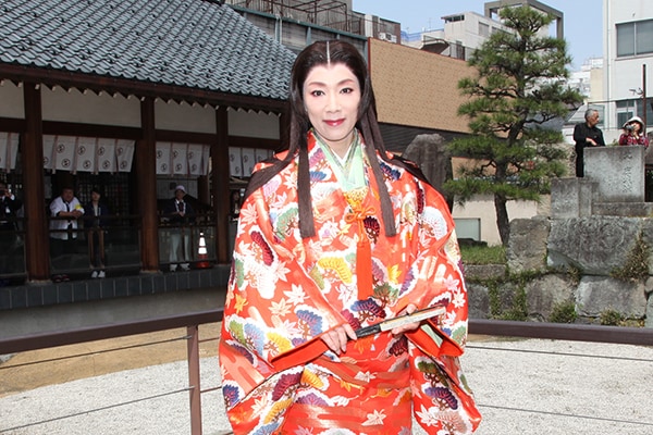 2016年の「越前時代行列」でお市の方に扮し、和装姿で魅了。