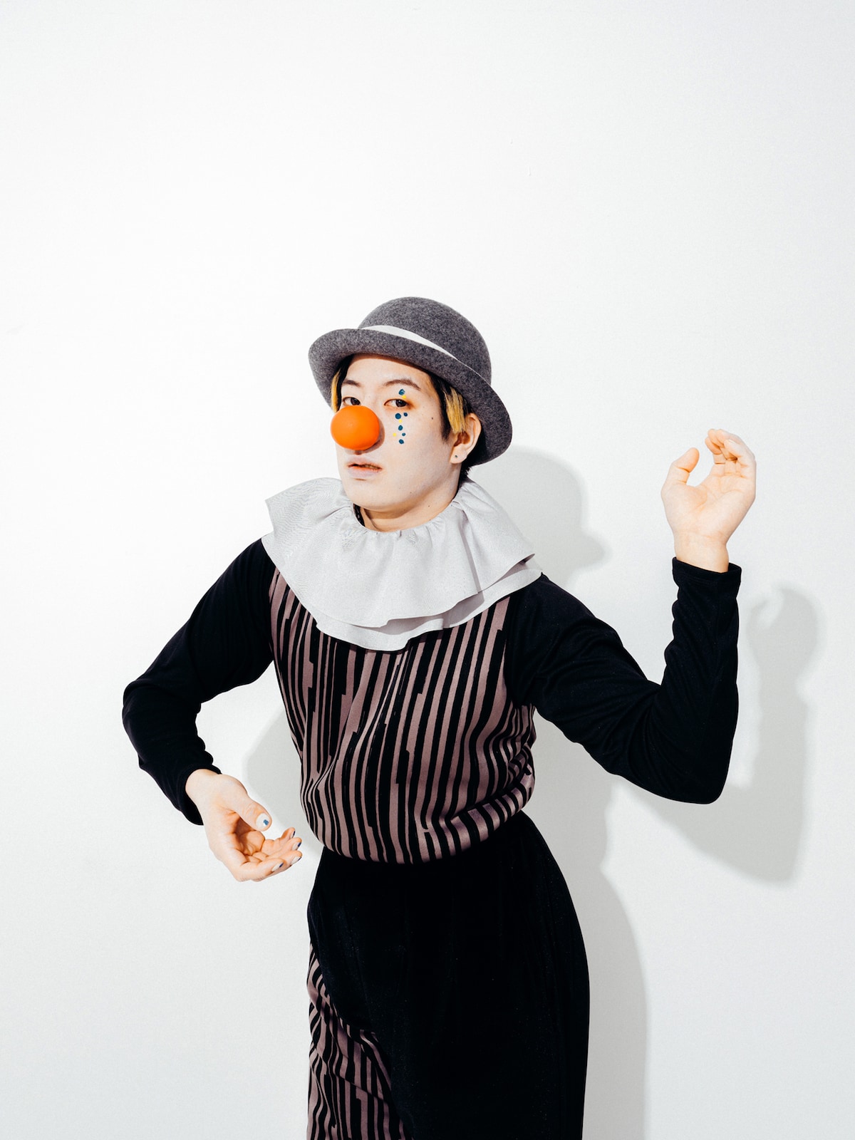 福島玖宇也扮するあの日のピエロ。