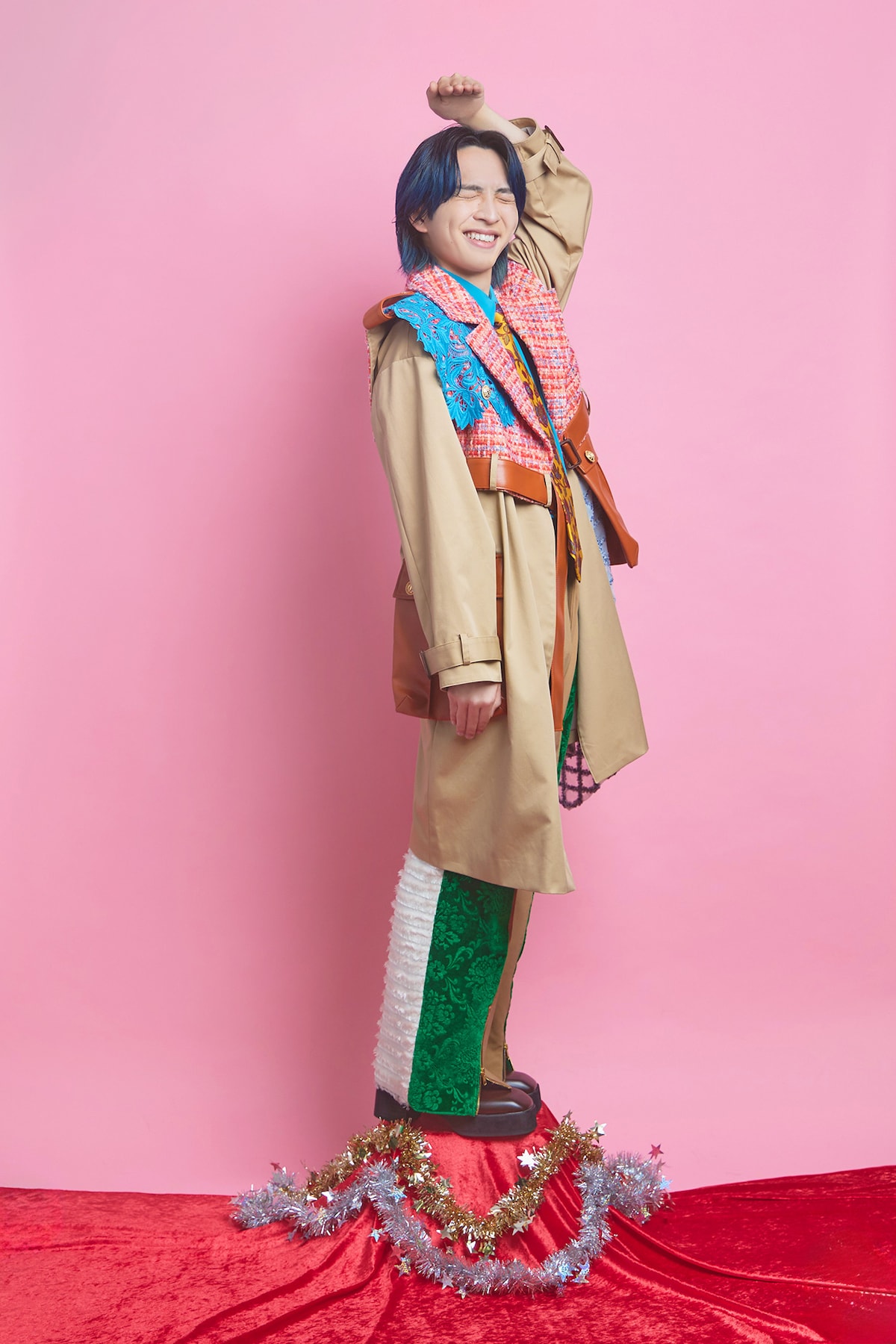 吉田仁人がイメージする曽野舜太のポーズ。