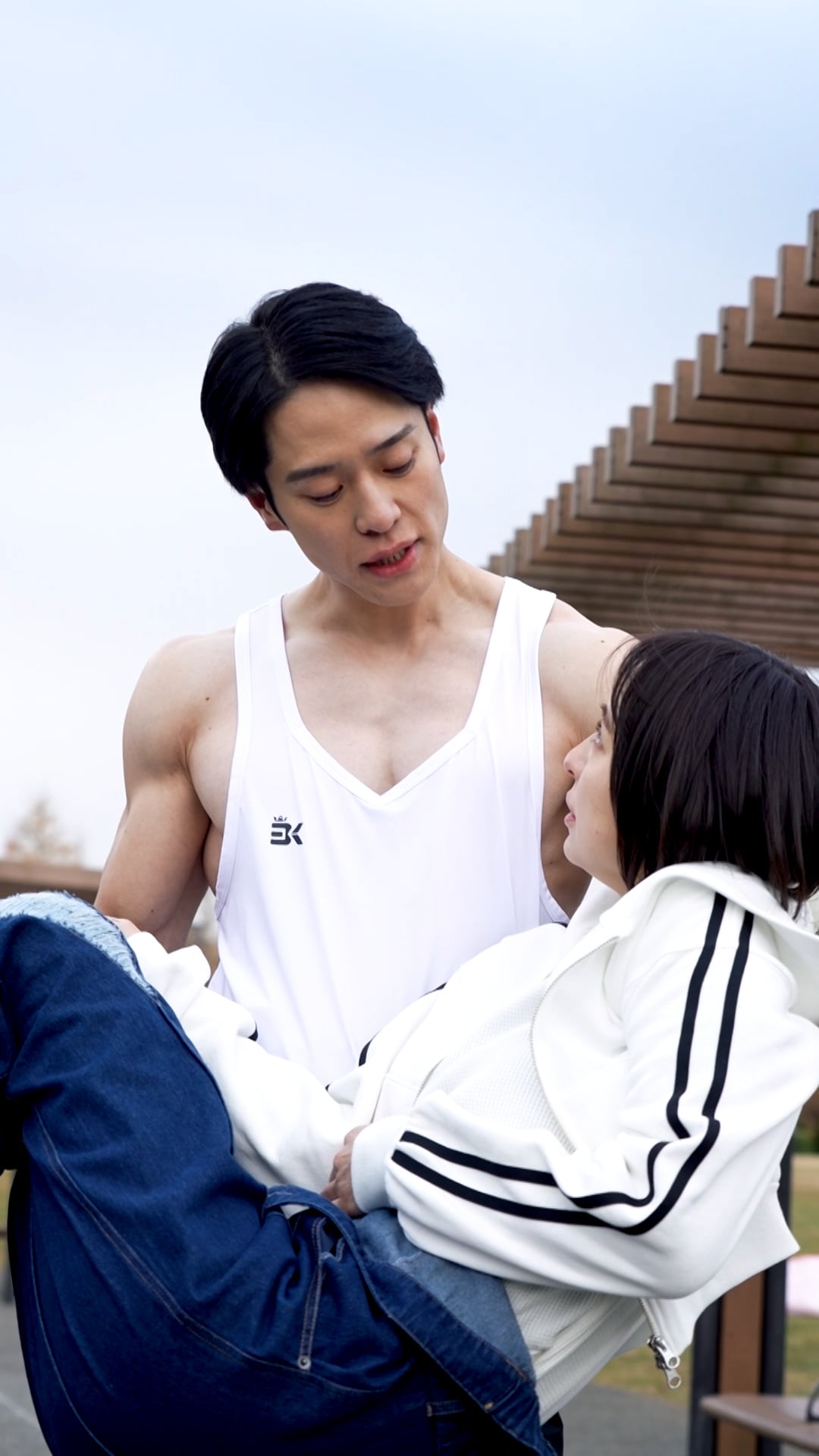 「筋肉バカ彼氏」場面写真