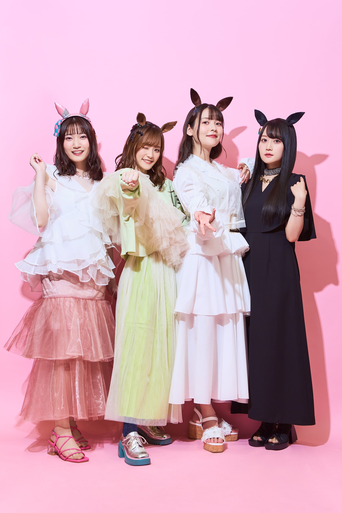 左から福嶋晴菜、藤本侑里、上坂すみれ、小倉唯。