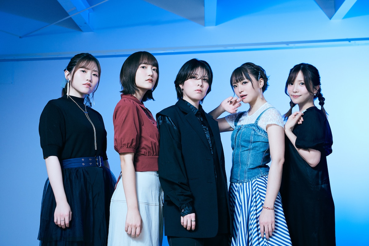 左から長谷川育美、菱川花菜、玉城仁菜、井澤詩織、真野あゆみ。