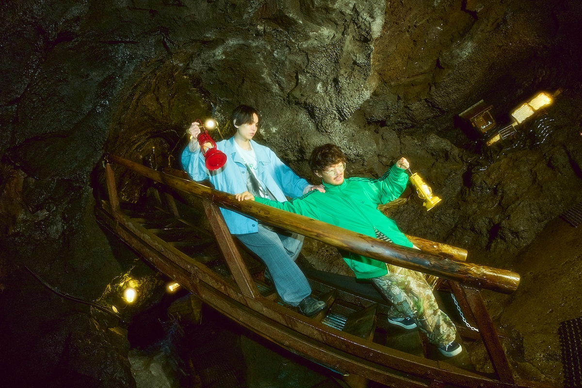 左からKenichi（G）、Lenon（B）。