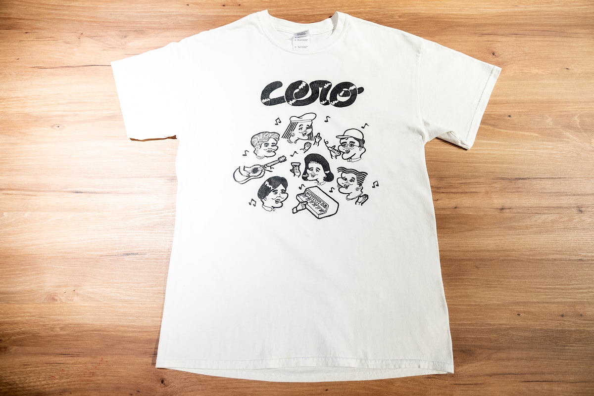 NONCHELEEEがアートワークを手がけたceroのTシャツ。（提供：カクバリズム）