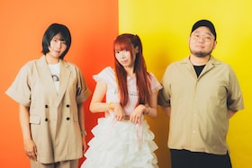 成瀬瑛美『マブラヴ ガールズガーデン』とコラボ！リスペクトが生んだ、がむしゃらな“電波ソング”