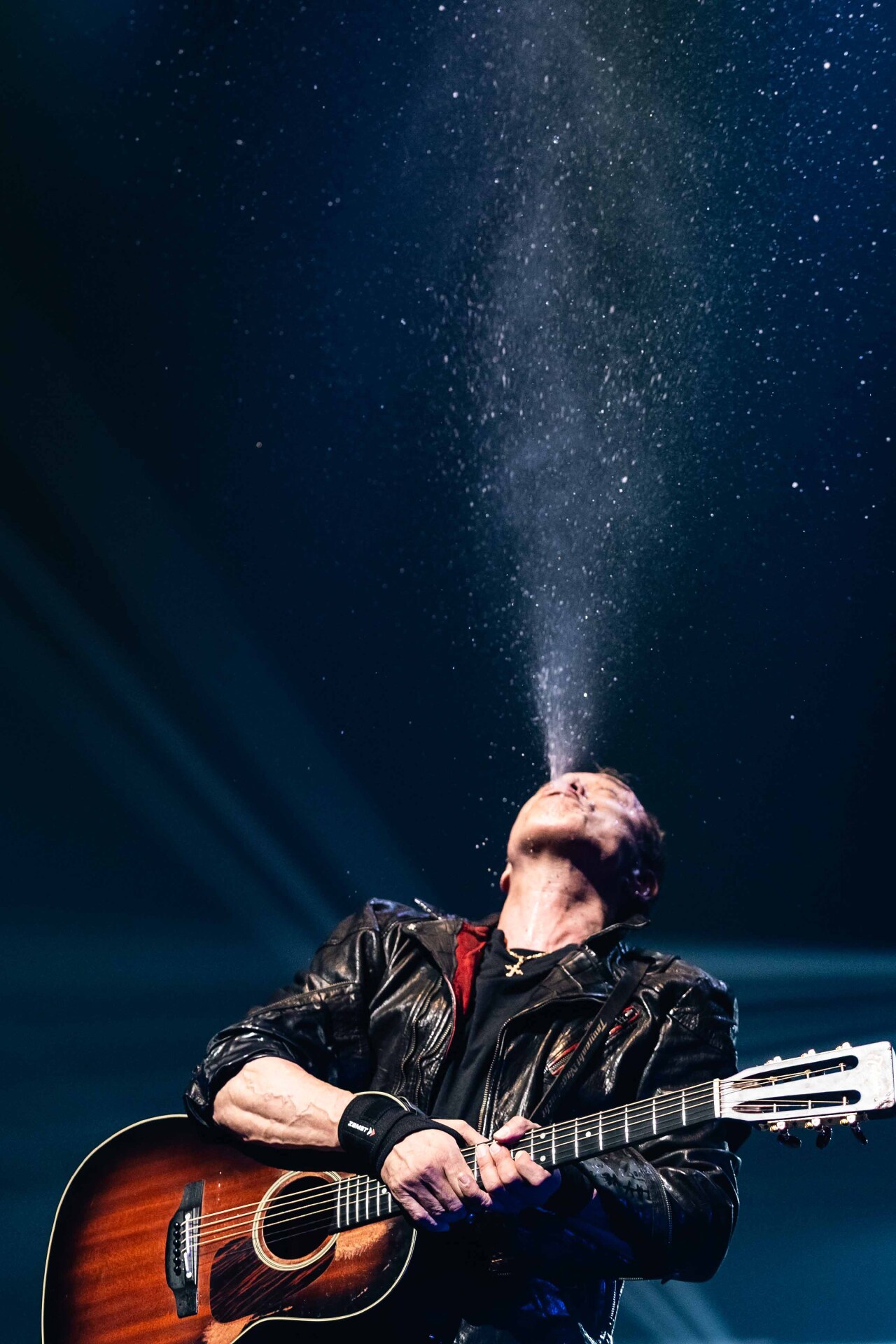 長渕剛　ホールツアー　HOPE     札幌文化芸術劇場　S席　連番2枚 長渕剛 ホールツアー HOPE 札幌文化芸術劇場 S席 連番2枚