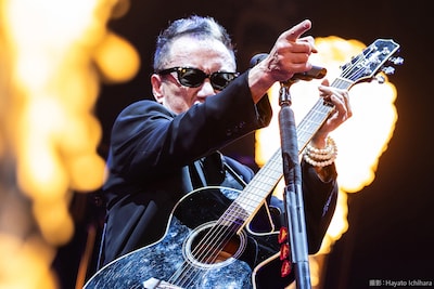 長渕剛「7 NIGHTS SPECIAL in ARENA 2025」特集｜「この終わりは始まり」渾身のKアリーナ横浜を徹底レポート