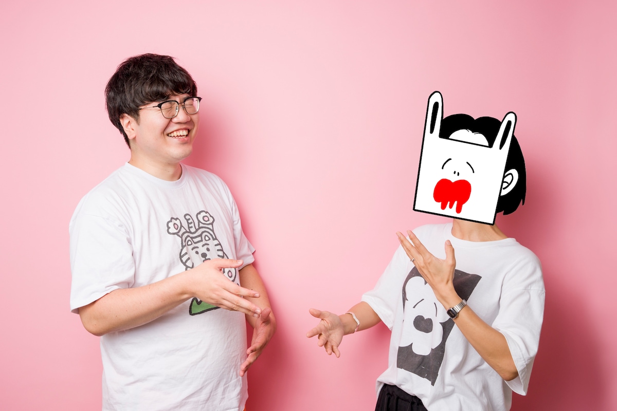 左から佐伯ポインティ、コナリミサト。