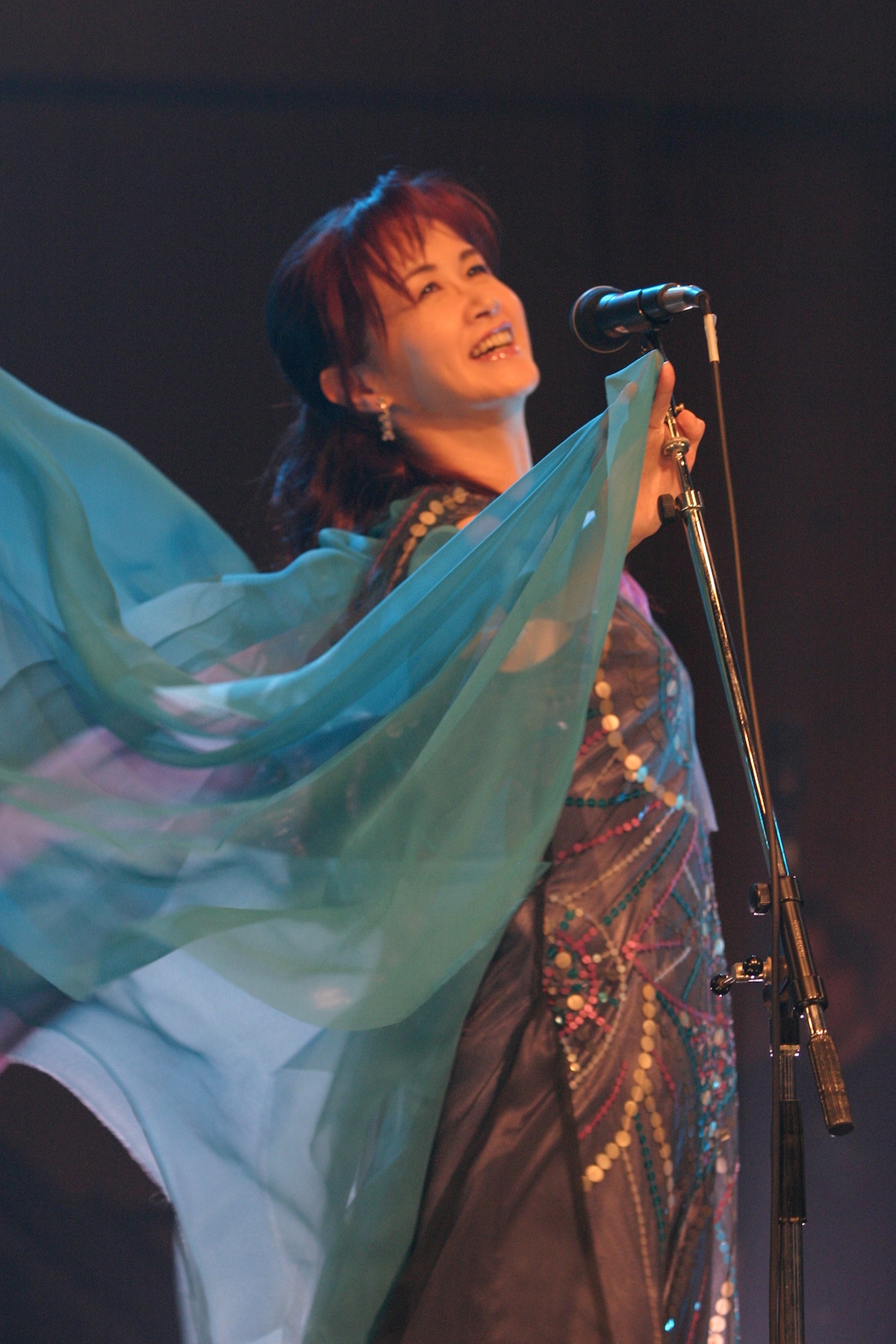 「中島みゆきライヴ！Live at Sony Pictures Studios in L.A.」より。