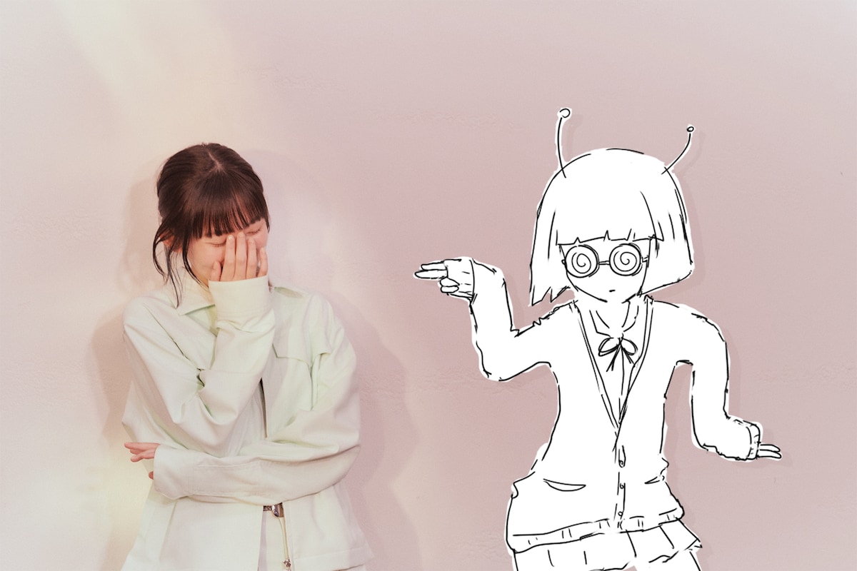 左からナナヲアカリ、ナユタン星人。