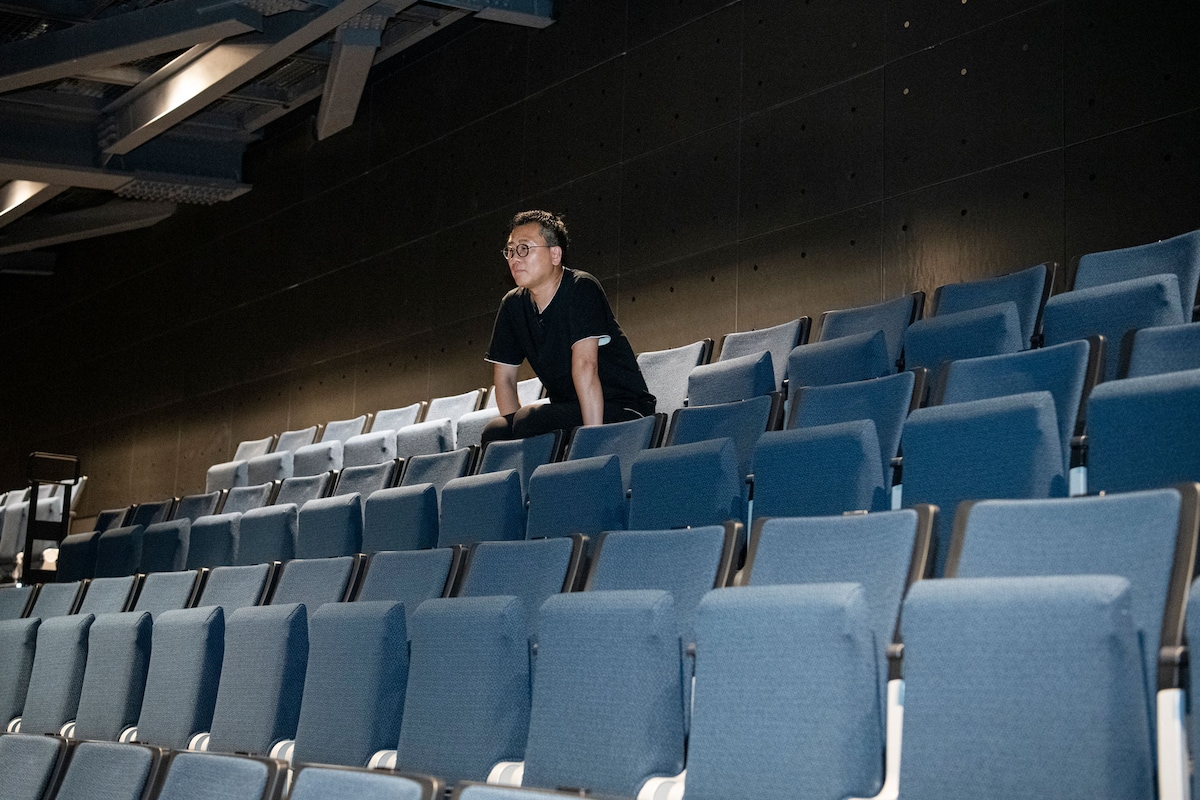 古家さん、LEVEL7の最後列である“天井席”へ。