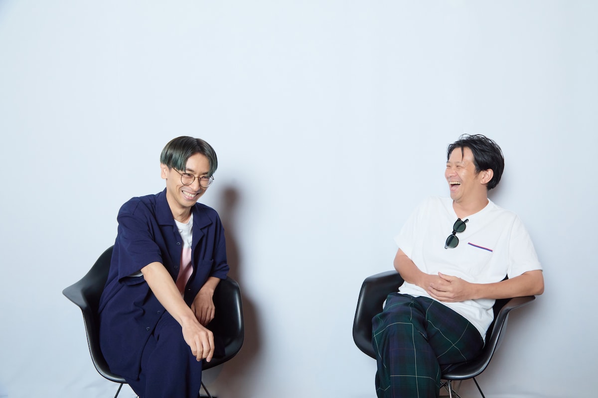 左から谷川正憲（UNCHAIN）、Keishi Tanaka。