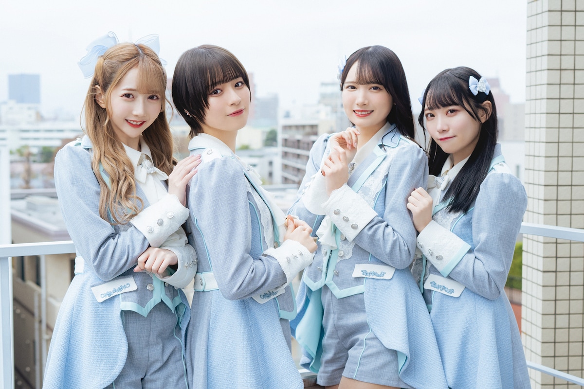 左から谷崎早耶、冨田菜々風、鈴木瞳美、本田珠由記。