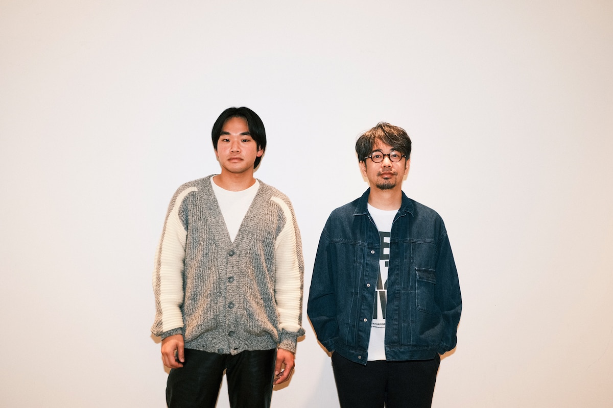 左から加藤修平（NOT WONK）、後藤正文（ASIAN KUNG-FU GENERATION）。
