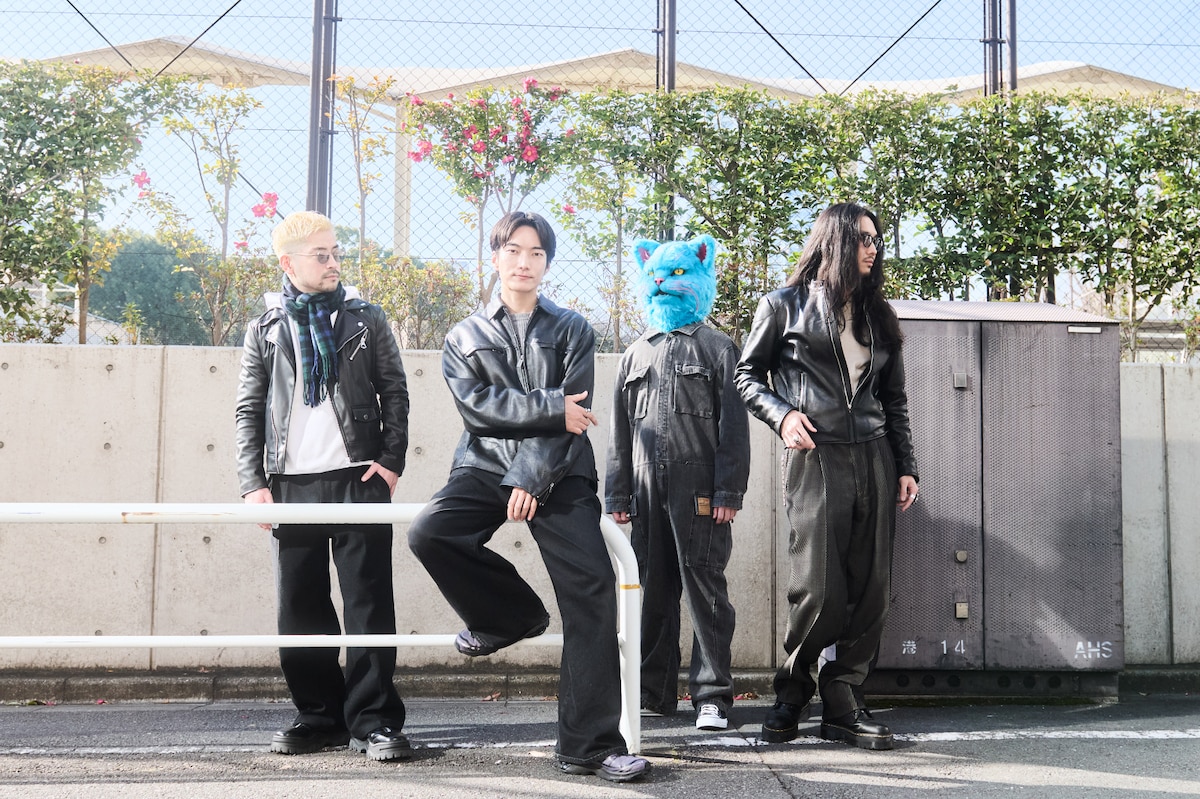 Offo tokyo。左からSeiya Ozaki(Compose, Key)、Hiira(Vo)、NEMO(DJ, Cat)、Shota Kaya(Compose, G, Sax)。