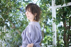 岡本真夜「singer-songwriter」インタビュー｜デビュー30周年に取り戻した自分の歌声