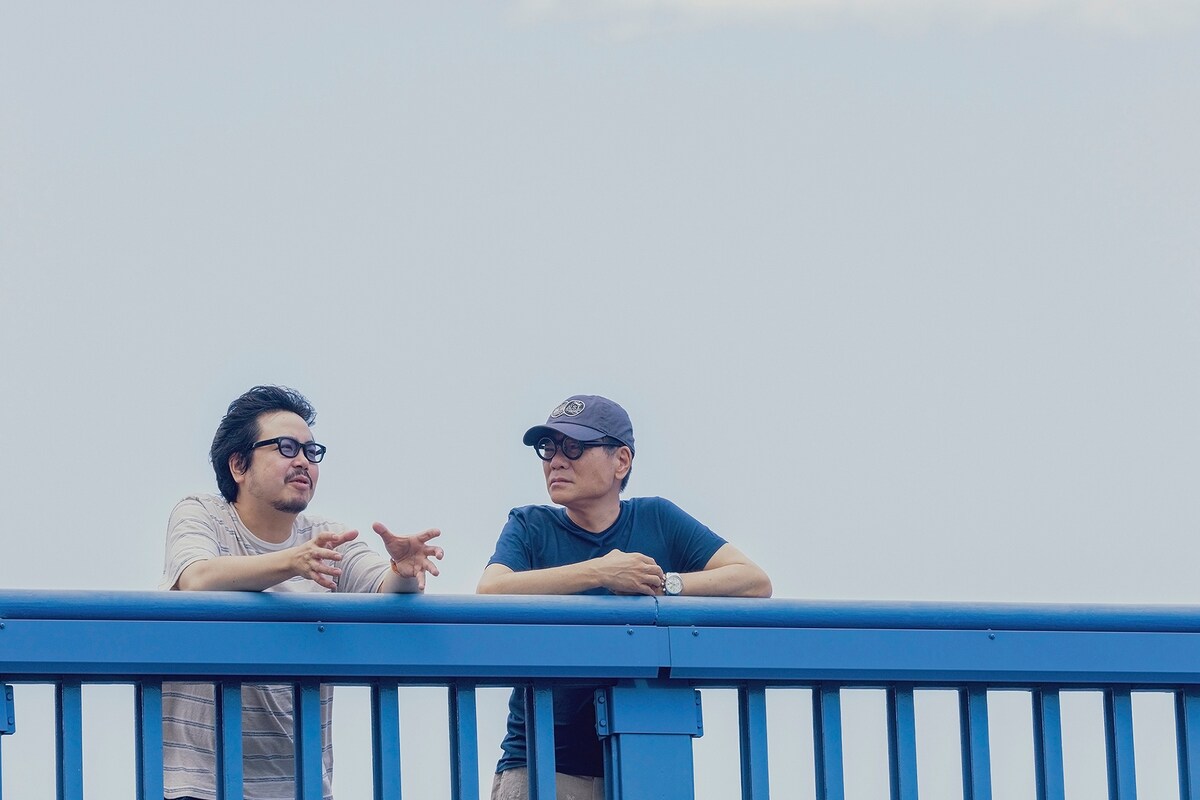 左から高橋一（思い出野郎Aチーム）、いとうせいこう。