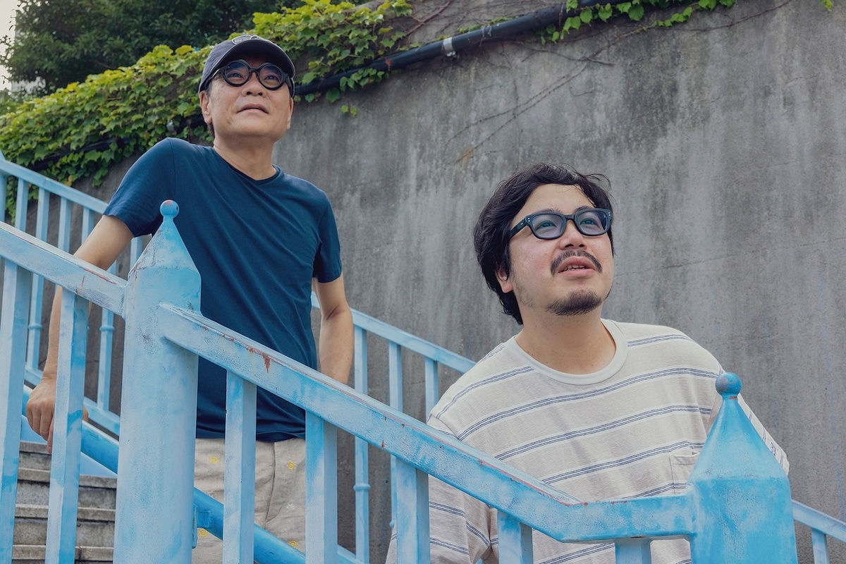 左からいとうせいこう、高橋一（思い出野郎Aチーム）。