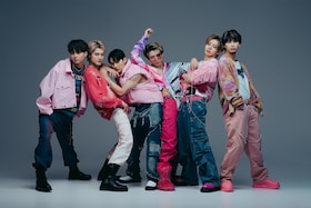 ONE N' ONLY「DOMINO」特集｜ラテンのビートが醸す新たな刺激 “らしさ全開”の1曲携え新たなステージへ