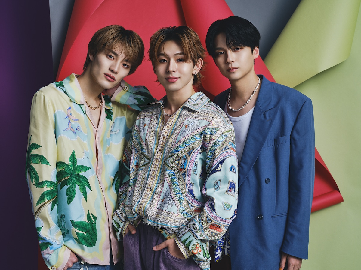 左からKENSHIN、EIKU、REI。