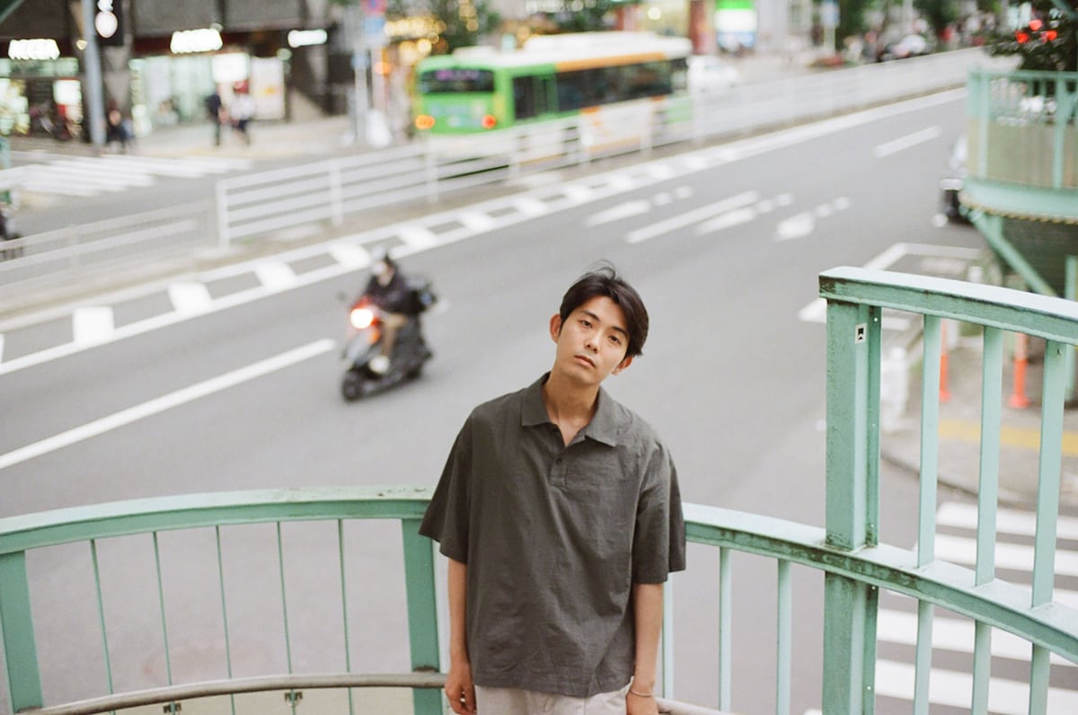 折坂悠太