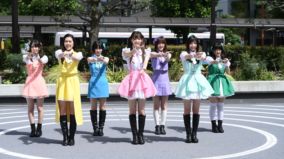 「劇場版 推しが武道館いってくれたら死ぬ」より、地下アイドルChamJam。